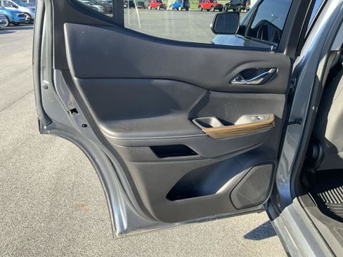 Used 2021 GMC Acadia SLE w/ Elevation Edition FWD image 51