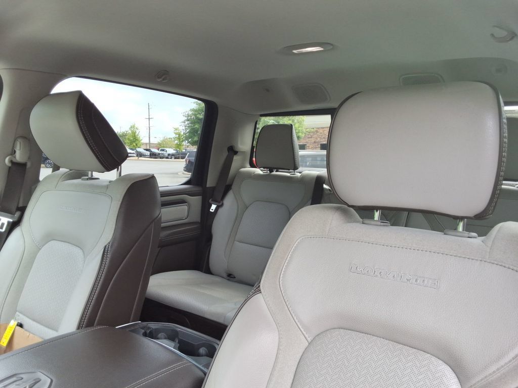 Used 2025 RAM 1500 Laramie w/ Off Road Group AWD/4WD image 25