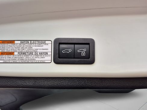 Used 2024 Toyota Corolla Cross AWD Hybrid w/ Convenience Package image 37
