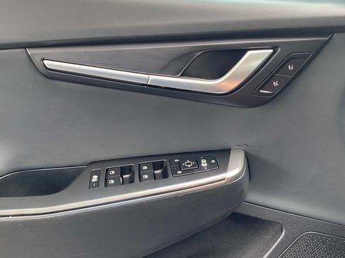Used 2024 Kia EV6 Light RWD image 13