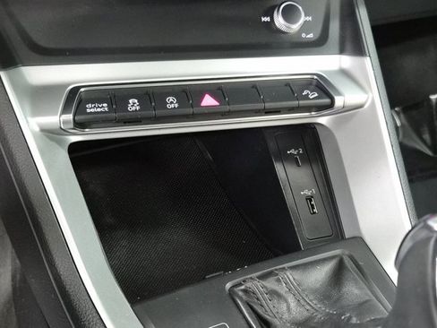 Used 2019 Audi Q3 2.0T Premium image 33