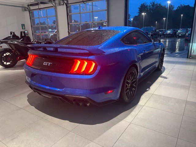Used 2020 Ford Mustang GT w/ GT Performance Package RWD image 3