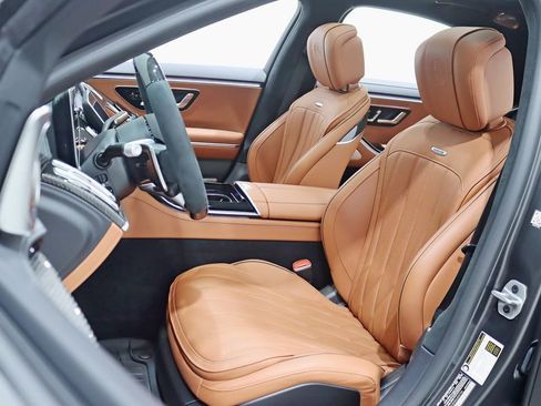 Used 2024 Mercedes-Benz S 63 AMG S image 34