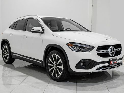 Used 2021 Mercedes-Benz GLA 250 4MATIC image 3