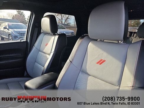 Used 2024 Dodge Durango R/T image 12