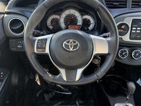 Used 2012 Toyota Yaris LE image 14