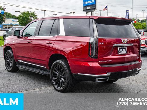 Used 2026 Cadillac Escalade 4WD image 8