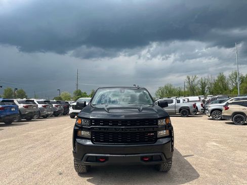 Used 2021 Chevrolet Silverado 1500 Custom Trail Boss w/ Midnight Edition AWD/4WD image 3