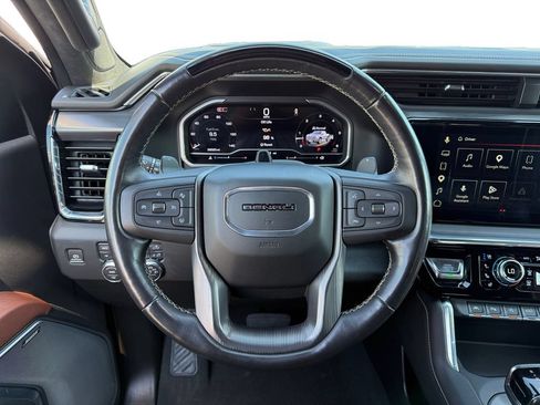 Used 2024 GMC Sierra 1500 Denali Ultimate AWD/4WD image 12