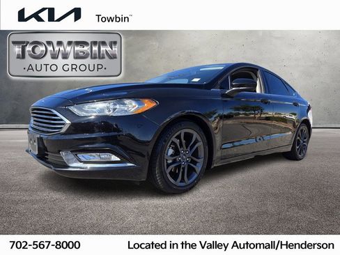 Used 2018 Ford Fusion SE w/ Equipment Group 201A FWD image 1