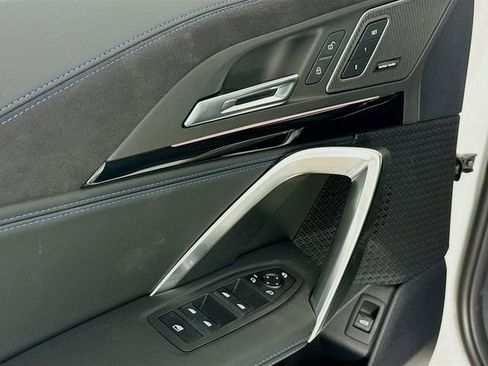 New 2026 BMW X2 xDrive28i w/ Technology Package image 18