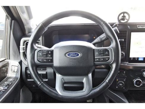Used 2024 Ford F250 Lariat w/ Lariat Ultimate Package AWD/4WD image 14