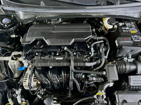 Used 2025 Kia K4 LXS image 30