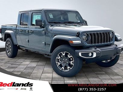 New 2026 Jeep Gladiator Sport