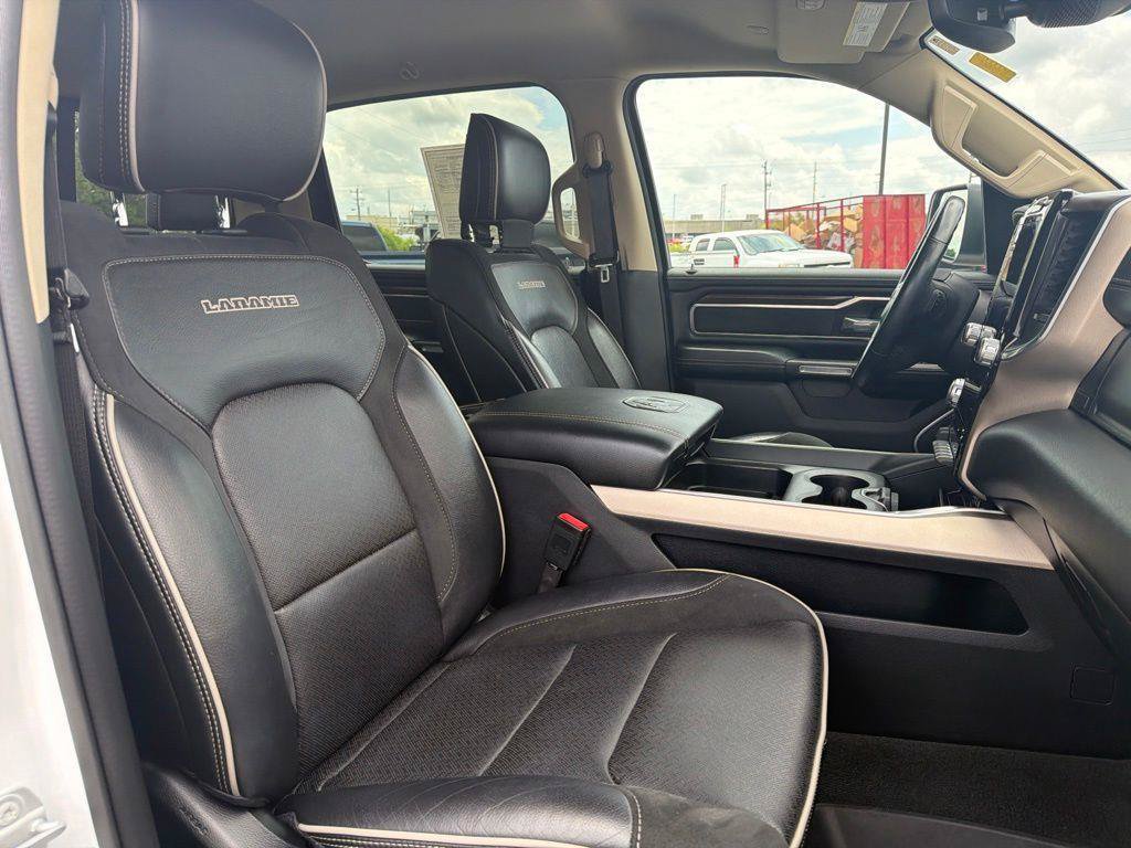 Used 2021 RAM 1500 Laramie AWD/4WD image 23
