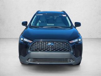 Used 2025 Toyota Corolla Cross LE video 2