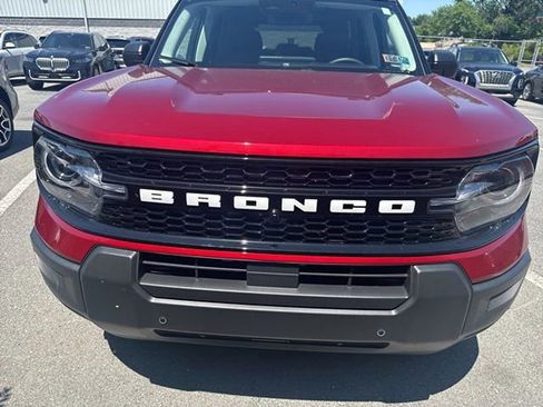 Used 2025 Ford Bronco Sport Outer Banks w/ Outer Banks Tech Package+ AWD/4WD image 3