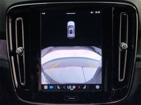 New 2024 Volvo XC40 Recharge Plus w/ Protection Package Premier image 18