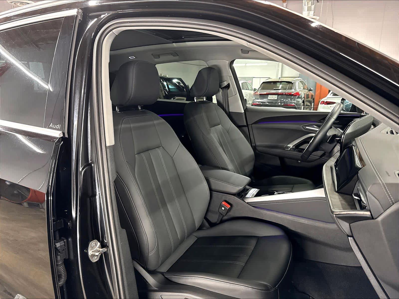 Used 2025 Audi Q5 Premium Plus AWD/4WD image 11