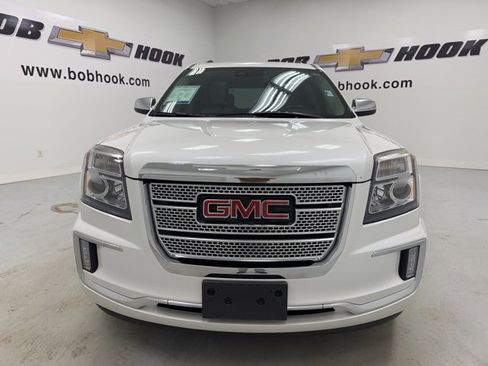 Used 2017 GMC Terrain Denali image 2