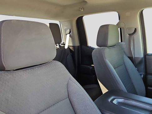 Used 2019 Chevrolet Silverado 1500 LT w/ Texas Edition image 18