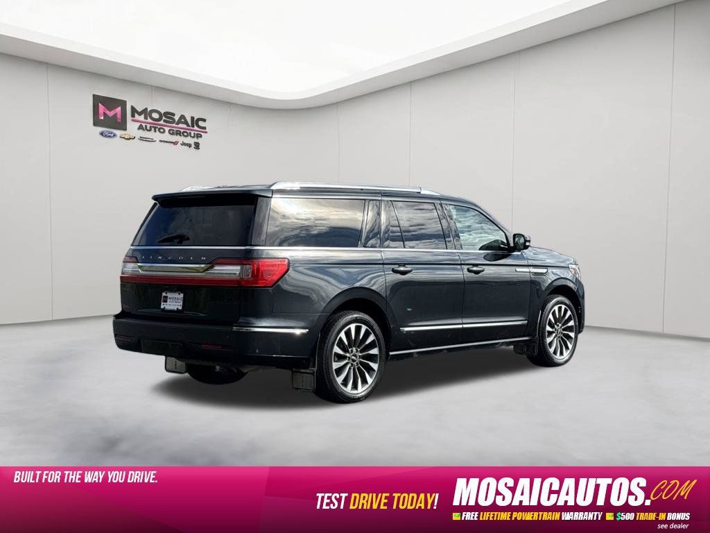 Used 2021 Lincoln Navigator L Reserve w/ Luxury Package AWD/4WD image 7