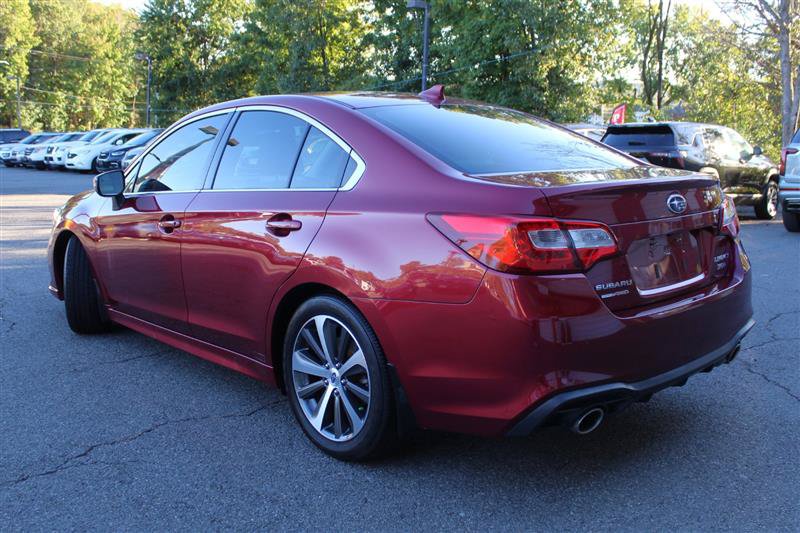 Used 2018 Subaru Legacy 3.6R Limited AWD/4WD image 3