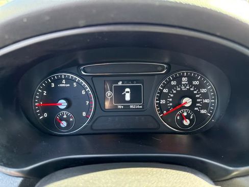 Used 2017 Kia Sorento AWD w/ LX Convenience Package image 19