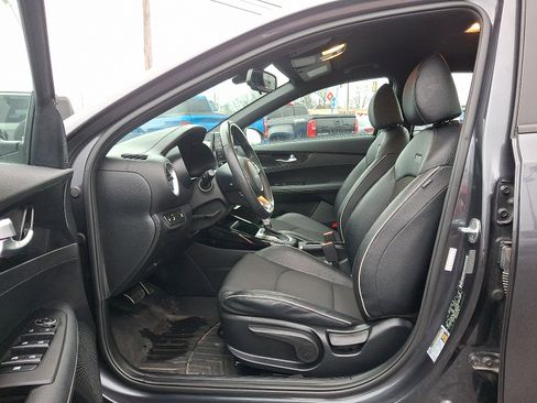 Used 2023 Kia Forte GT-Line image 14