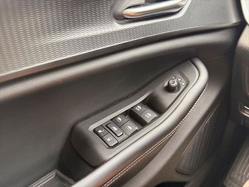 Certified 2023 Jeep Grand Cherokee Laredo AWD/4WD image 25