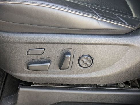 Used 2022 Hyundai Palisade Limited image 16