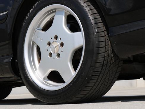 Used 2002 Mercedes-Benz CL 500 w/ CL2 Sport Pkg image 38