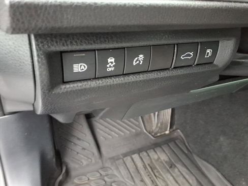 Certified 2025 Toyota Camry LE image 27