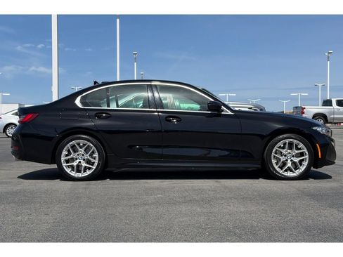 Used 2025 BMW 330i Sedan RWD image 3