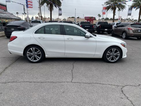Used 2019 Mercedes-Benz C 300 Sedan image 4