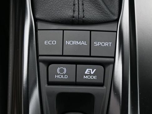 Used 2026 Toyota Camry SE AWD/4WD image 25