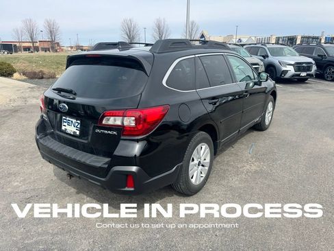 Used 2019 Subaru Outback 2.5i Premium w/ Popular Package #2 image 3