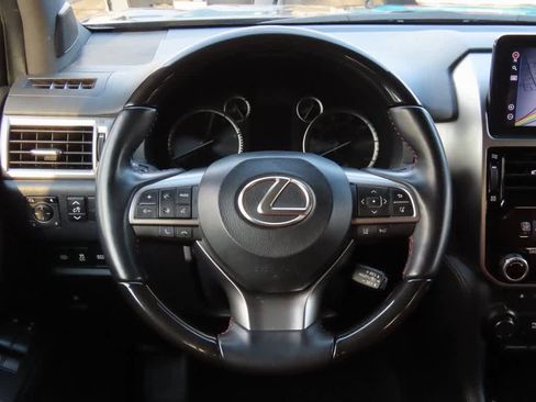 Used 2023 Lexus GX 460 Premium image 17