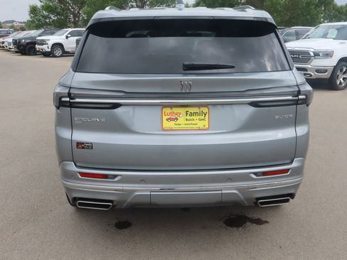 Used 2025 Buick Enclave Avenir w/ Trailering Package, 5000 lbs. AWD/4WD image 6