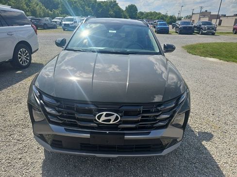 Used 2025 Hyundai Tucson SEL FWD image 2