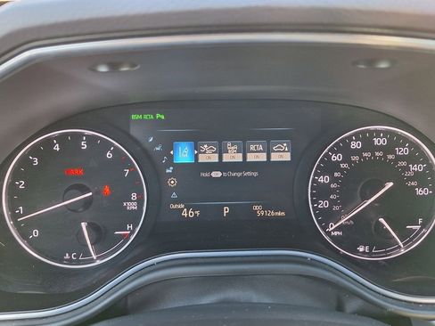 Used 2019 Toyota Avalon Limited image 20