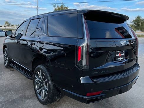 Used 2021 Cadillac Escalade Sport RWD image 6