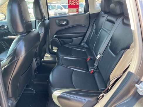 Used 2019 Jeep Compass Limited image 10