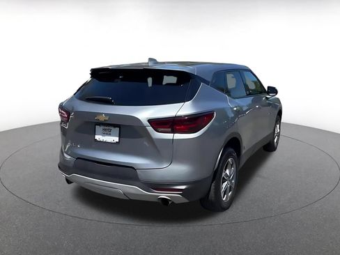 Used 2026 Chevrolet Blazer LT FWD image 13