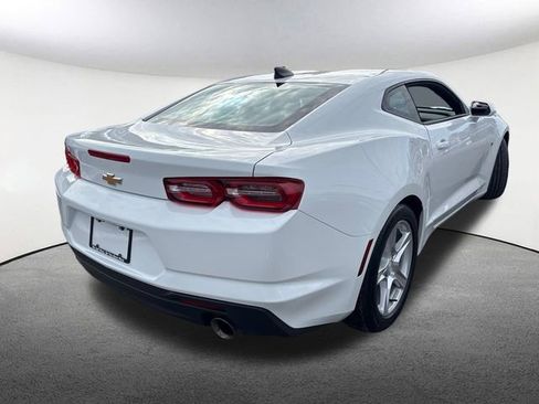 Used 2024 Chevrolet Camaro LT RWD image 14