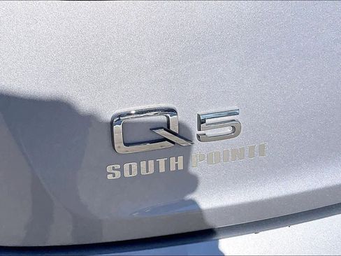 Used 2022 Audi Q5 2.0T Premium Plus w/ Premium Plus Package image 30
