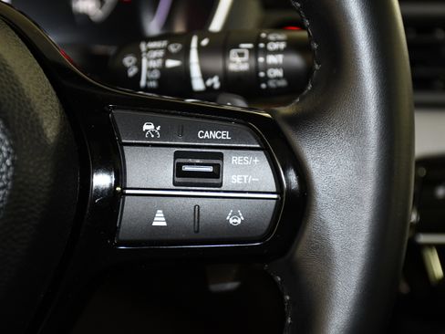 Certified 2025 Honda Pilot Touring image 22