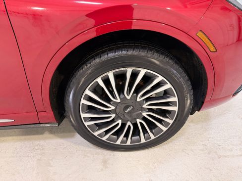 Used 2022 Lincoln Corsair AWD w/ Equipment Group 101A image 29