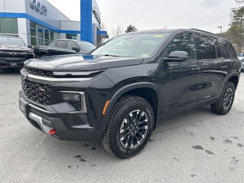 New 2026 Chevrolet Traverse Z71 w/ Driver Confidence Package image 1