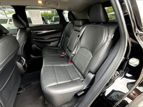 Certified 2025 INFINITI QX50 Luxe image 39